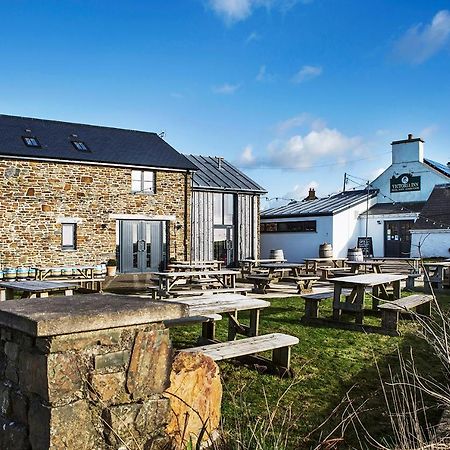 Victoria Inn Brewhouse B&B Roch Eksteriør bilde